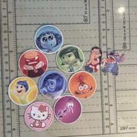 9 مغناطيس يلصق على اسطح حديد بشخصيات دزني لاند