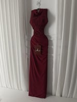 فستان سهره عودي اضافه الا شال