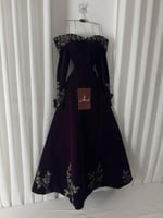 فستان مخمل مطرز
