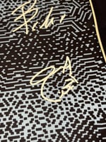 تيشيرت النصر البديل 2025/26 مُوقع من نجوم الفريق