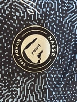 تيشيرت النصر البديل 2025/26 مُوقع من نجوم الفريق