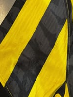 تيشيرت الاتحاد 2025/26 مُوقع من نجوم الفريق