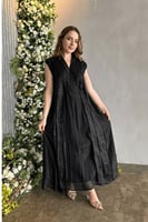 تصميم راقي للمناسبات بخامة شيفون اسود مشجر فاخر بت...