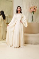 فستان لاطلاله عصريه بخامة حرير مغسول ياباني مشغول...