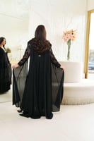 جلابية مناسبات من قطعتين لاطلاله راقيه بمكس خامات...