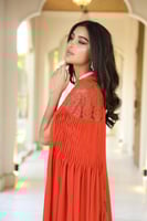 جلابية مناسبات لاطلاله راقيه بمكس خامات فاخره ساتا...