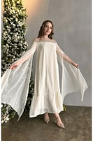 جلابية مناسبات بتصميم اكمام كيب لاطلاله راقيه بالل...