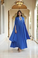 دريس مناسبات نيلي لاطلاله راقيه بتصميم أكمام كيب م...