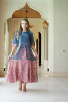 جلابية مناسبات لاطلاله جذابه وبألوان زاهيه بمكس خا...