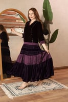 جلابيه لاطلاله أنيقه بمكس خامات فاخره مخمل مقلم و...