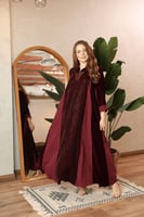 جلابية مخمل بشك راقي +حرير مغسول _قصه كلوش / اللون...