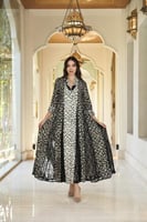 جلابية مناسبات لاطلاله راقيه بمكس خامات فاخره قطن...