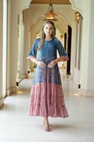 جلابية مناسبات لاطلاله جذابه وبألوان زاهيه بمكس خا...