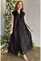 تصميم راقي للمناسبات بخامة شيفون اسود مشجر فاخر بت...