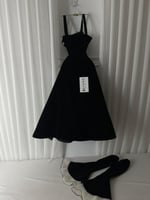 فستان اسود قصير