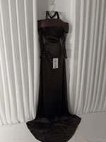 فستان بني بكمام دانتيل راقي