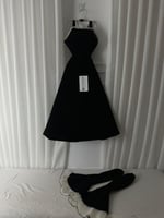 فستان اسود قصير