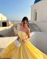 فستان أصفر فخم