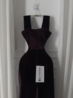 فستان مخمل مطرز فخم