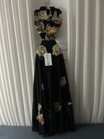 طقم اسود مشجر