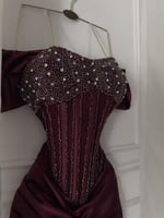 فستان عودي سهره مطرز