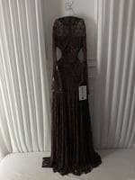 فستان بني مطرز كم طويل