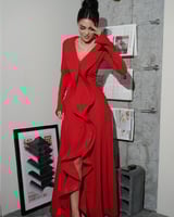 فستان احمر ناعم