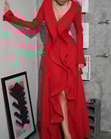 فستان احمر ناعم