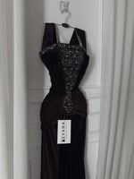 فستان مخمل مطرز فخم