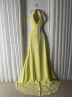 فستان كلاسيكي فخم