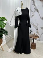 فستان اسود طويل مرصع فصوص كمام طويله