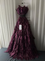 فستان زواج منفوش