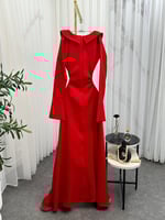 فستان احمر ناعم