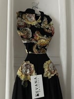 طقم اسود مشجر