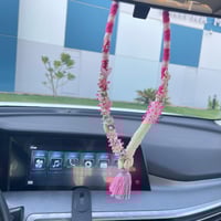 طقم تعليقة مراية سيارة وميدالية مفتاح