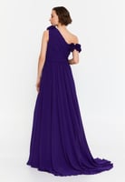 فستان سهرة طويل بدون أكمام، مصنوع من قماش الشيفون...