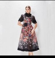 فستان نسائي متوسط الطول مطبوع بياقة قائمة ، كلاسيك...