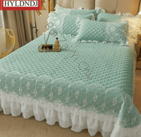 سرير مزدوج مبطن بياضات السرير ورقه بيضاء المفرش ال...