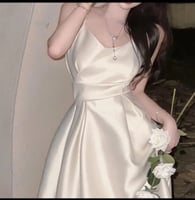 فستان نسائي انيق