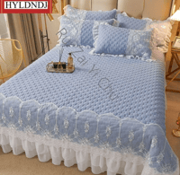 سرير مزدوج مبطن بياضات السرير ورقه بيضاء المفرش ال...