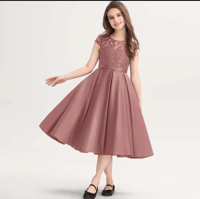 الدانتيل مغرفه بطول الركبه Yzymanal