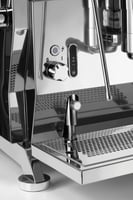 ماكينة اسبريسو روكيت (R9V) بثلاث مجموعات ونظام الض...