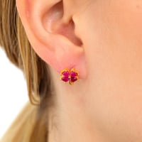 حلق أذن صغير - فضة عيار 925 مطلي ذهب - حلق وردة ال...