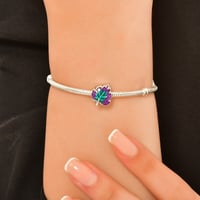 تعليقة ورقة شجر