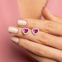 حلق اذن فضة عيار 925 - احجار حمراء - حلق قلبي