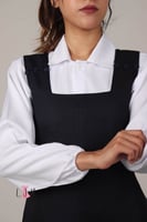 شيال مريول كحلي شيال صدر مربع مع قصات جانبية بدون...