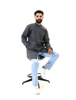 لاب كوت رجالي رمادي غامق بسحاب – تصميم عصري وياقة...