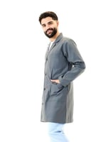 لاب كوت طبي رجالي رمادي – تصميم كلاسيكي بفتحة صدر...