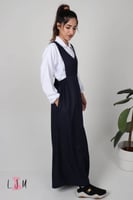 مريول كحلي شيال حزام جانبين مع حركة على الصدر