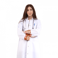 لاب كوت طويل ابيض نسائي